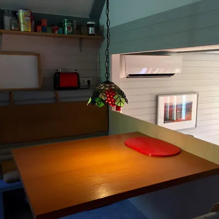 Rotkaeppchen @ Seepark * Kirchheim (Hessen)