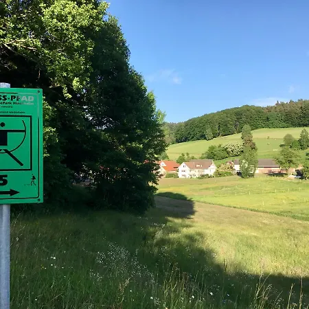 Rotkaeppchen @ Seepark * Kirchheim (Hessen)